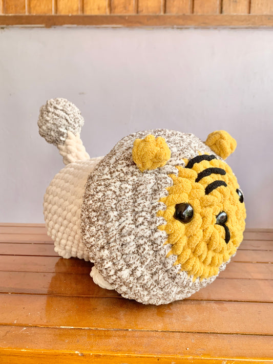 Loaf Lion Plushie (Fifi)